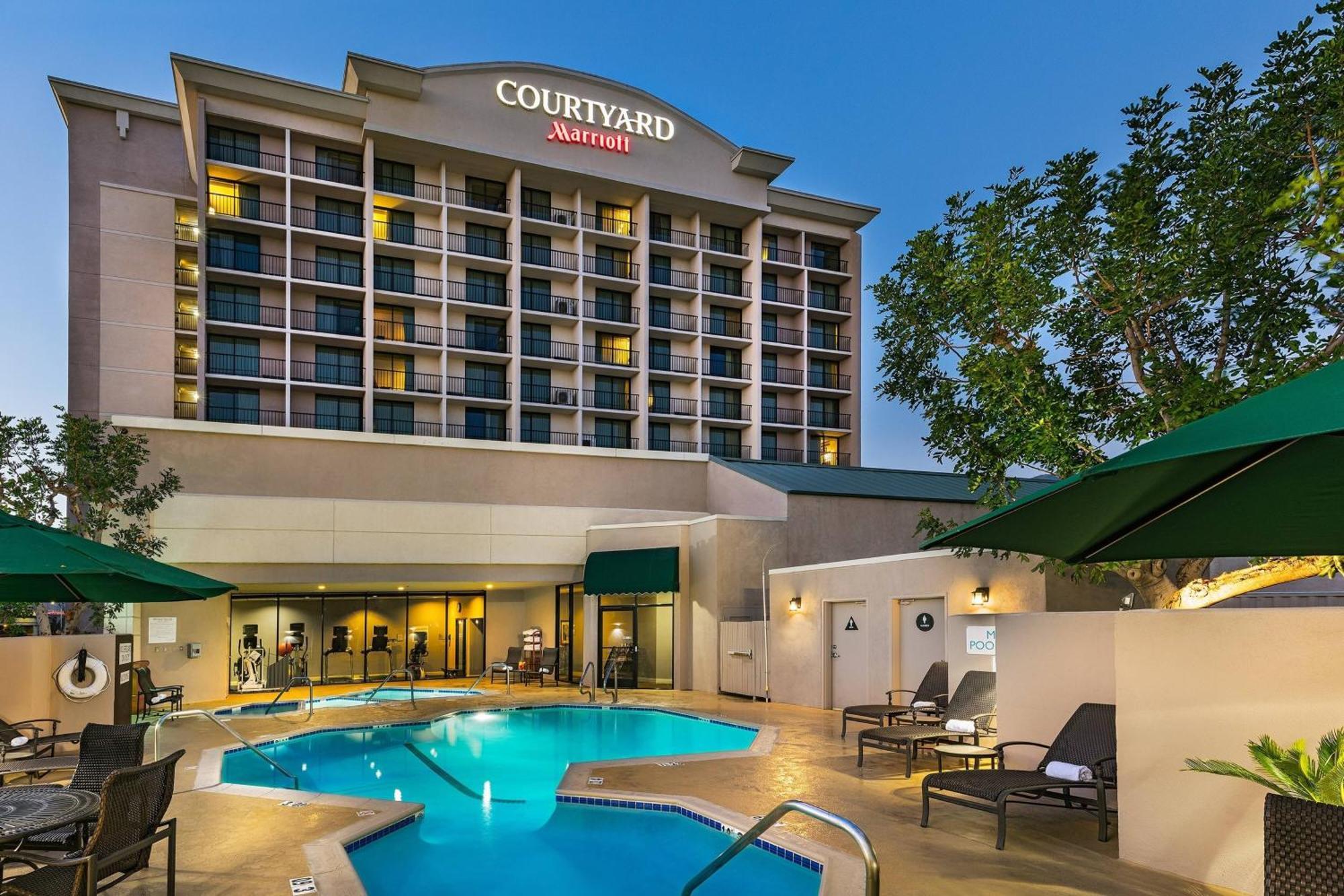Courtyard By Marriott Los Angeles Pasadena/Monrovia Bagian luar foto