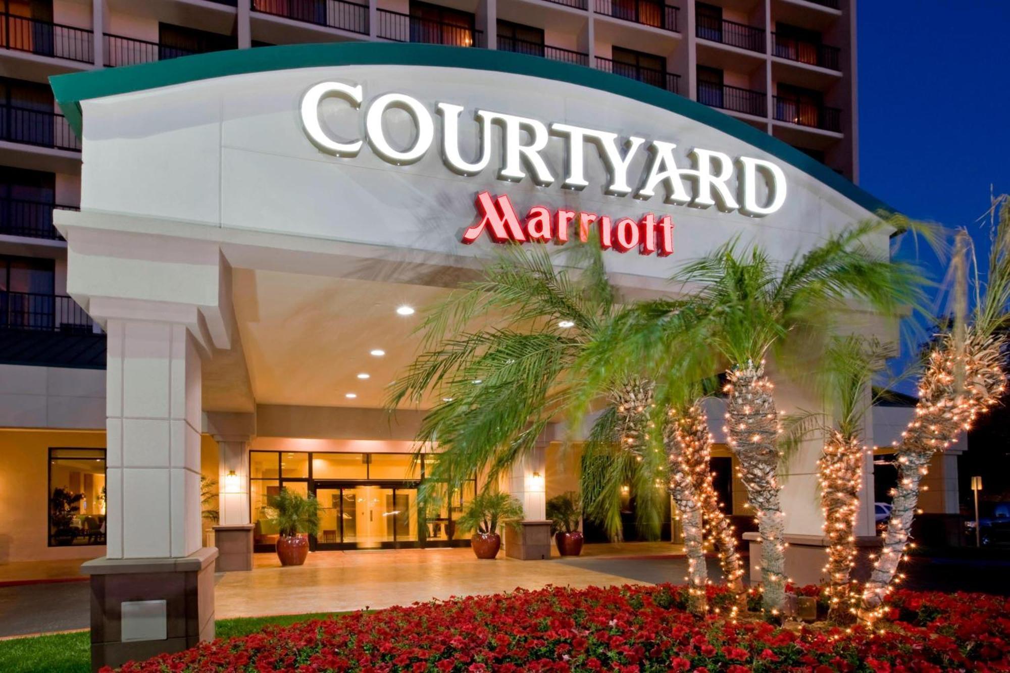 Courtyard By Marriott Los Angeles Pasadena/Monrovia Bagian luar foto
